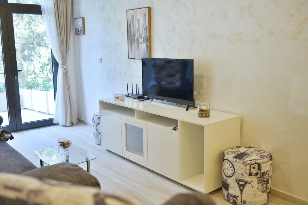 Brand New Apartments Sveti Stefan Exterior photo